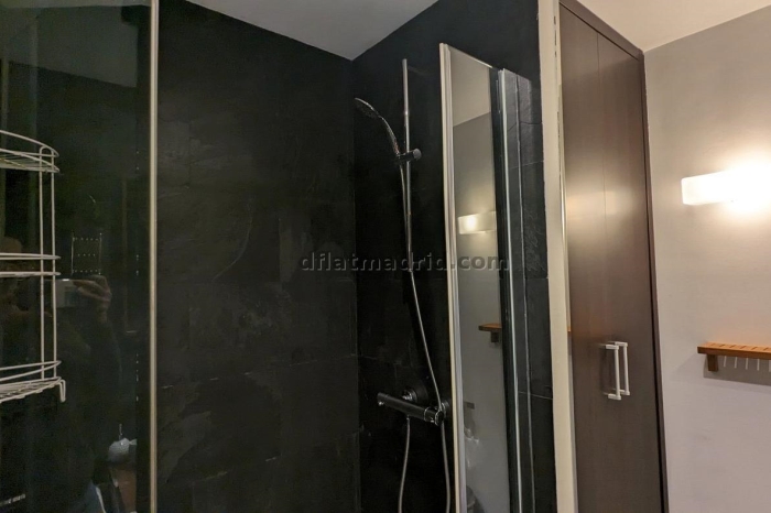 Apartamento exterior cerca de la Castellana con terraza #211 en Madrid