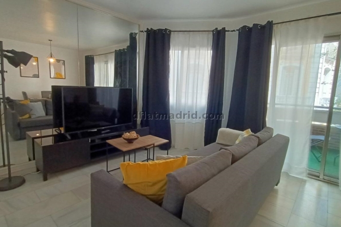 Apartamento Céntrico en Chamberi de 1 Dormitorio con terraza #227 en Madrid