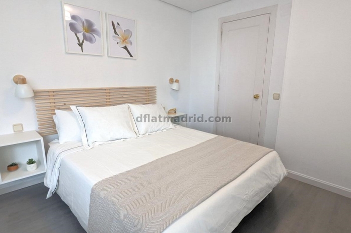 Apartamento Céntrico en Chamberi de 1 Dormitorio con terraza #236 en Madrid