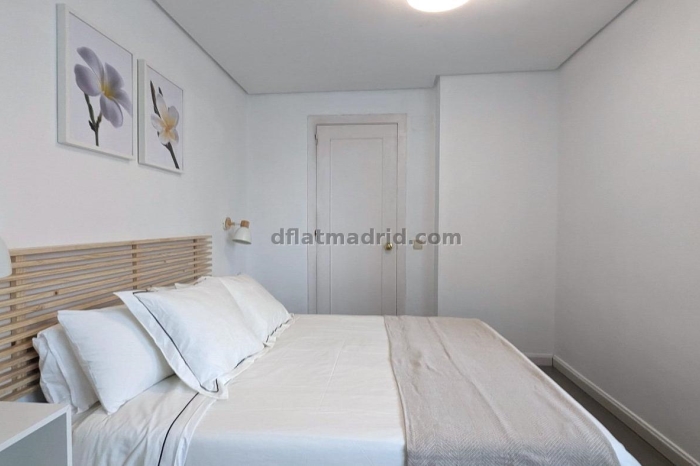 Apartamento Céntrico en Chamberi de 1 Dormitorio con terraza #236 en Madrid