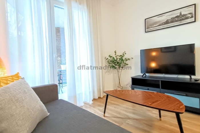 Apartamento Céntrico en Chamberi de 1 Dormitorio con terraza #236 en Madrid