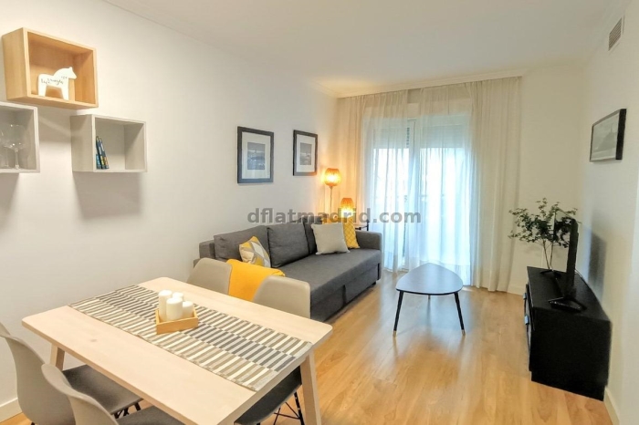 Apartamento Céntrico en Chamberi de 1 Dormitorio con terraza #236 en Madrid