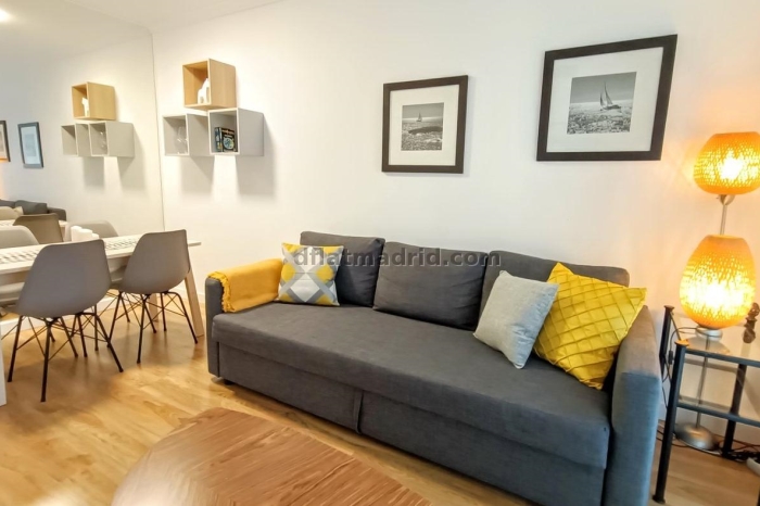 Apartamento Céntrico en Chamberi de 1 Dormitorio con terraza #236 en Madrid