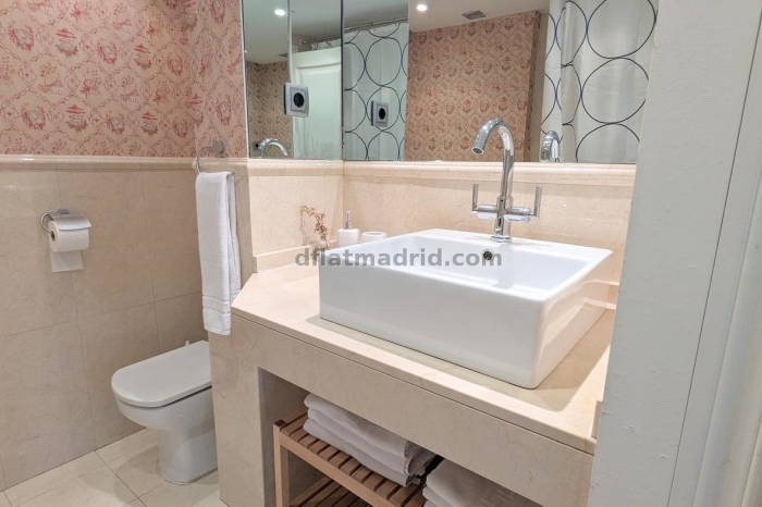 Apartamento Céntrico en Chamberi de 1 Dormitorio #237 en Madrid