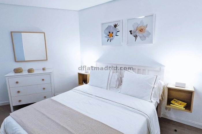 Apartamento Céntrico en Chamberi de 1 Dormitorio con terraza #238 en Madrid