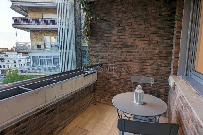 Central Apartment in Chamberi of 1 Bedroom with terrace #238 in Madrid