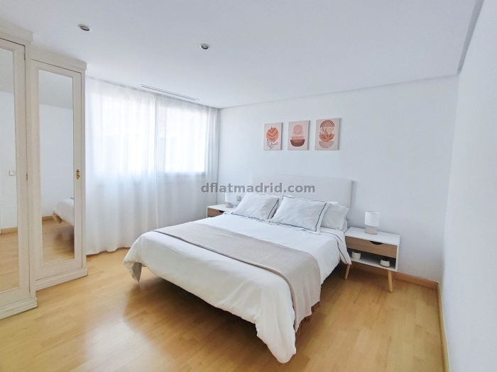 Apartamento Céntrico en Chamberi de 1 Dormitorio con terraza #239 en Madrid