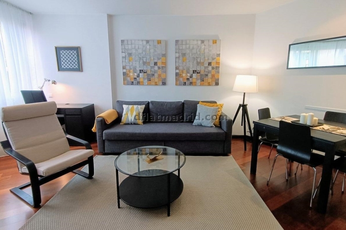 Apartamento Céntrico en Chamberi de 1 Dormitorio #574 en Madrid