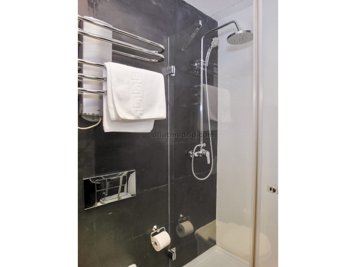 Apartamento exterior cerca de Serrano en area exclusiva #574 en Madrid