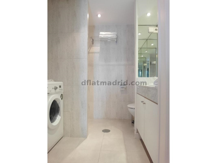 Apartamento Céntrico en Chamberi de 1 Dormitorio con terraza #1749 en Madrid