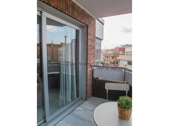 Apartamento Céntrico en Chamberi de 1 Dormitorio con terraza #1749 en Madrid