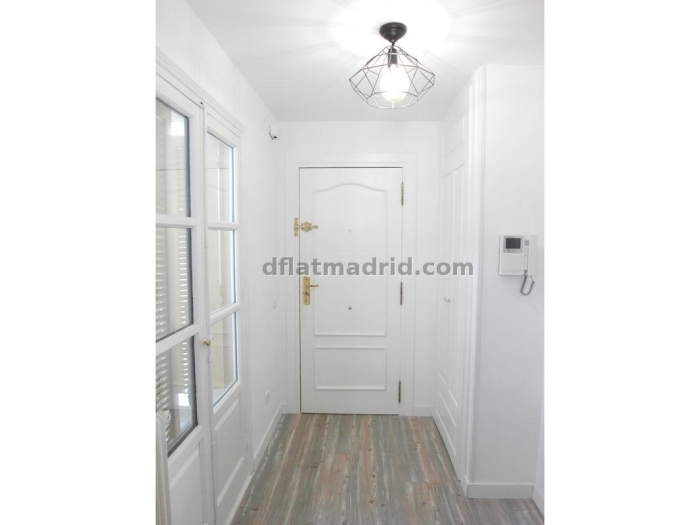 Apartamento Tranquilo en Centro de 2 Dormitorios #1639 en Madrid