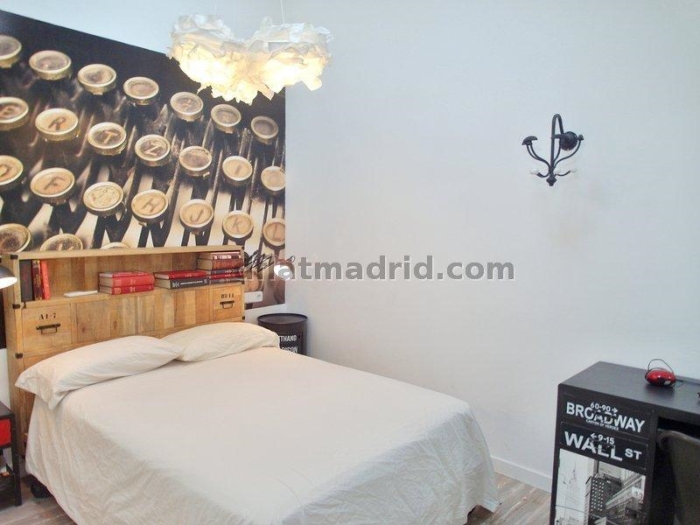 Apartamento Tranquilo en Centro de 2 Dormitorios #1639 en Madrid