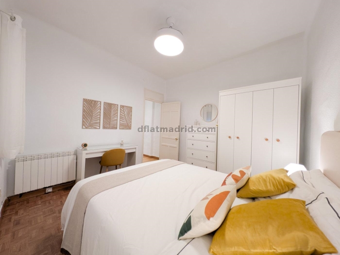 Amplio Apartamento en Salamanca de 3 Dormitorios #123 en Madrid