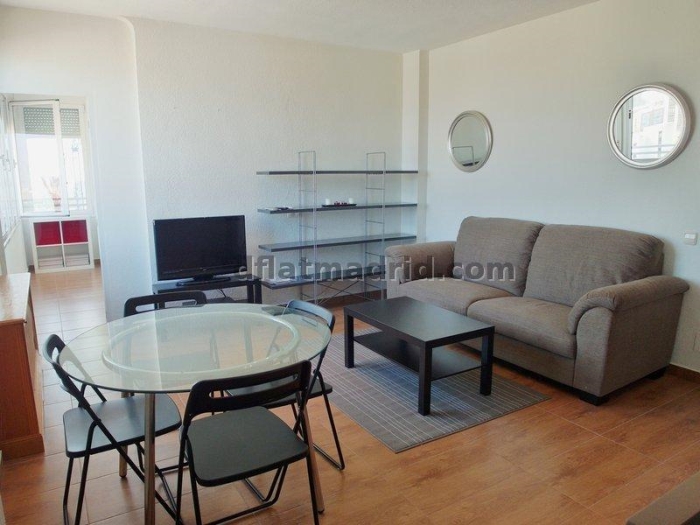 Apartamento Luminoso en Chamartin de 1 Dormitorio #188 en Madrid