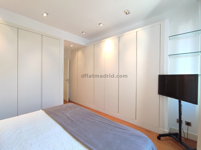 Apartamento Luminoso en Chamartin de 2 Dormitorios #225 en Madrid