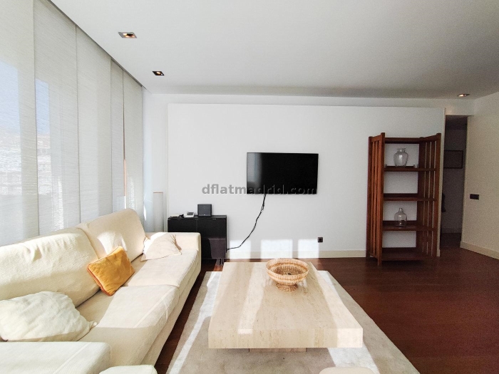 Apartamento Luminoso en Chamartin de 2 Dormitorios #225 en Madrid