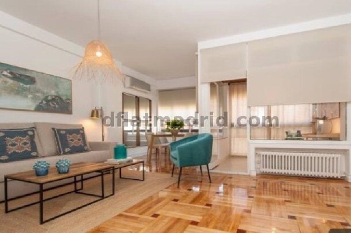 Apartamento Luminoso en Chamartin de 1 Dormitorio #322 en Madrid