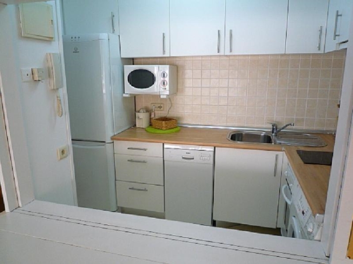 Apartamento Luminoso en Chamartin de 1 Dormitorio #322 en Madrid