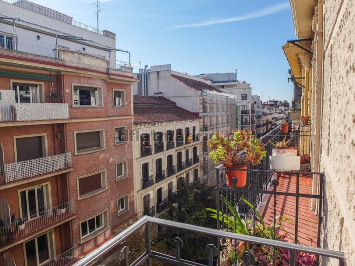 Apartamento Céntrico en Salamanca de 2 Dormitorios #326 en Madrid