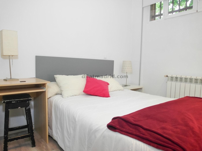 Spacious Apartment in Chamartin of 2 Bedrooms #572 in Madrid