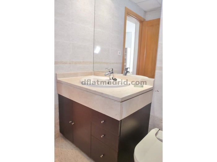 Apartamento Luminoso en Chamartin de 1 Dormitorio #747 en Madrid