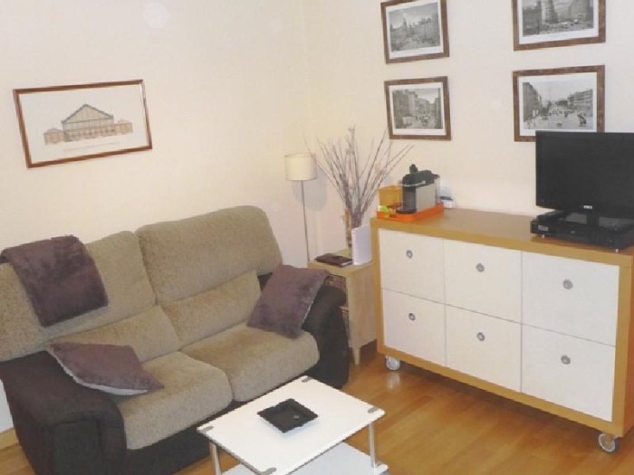 Apartamento en Centro de 2 Dormitorios #749 en Madrid