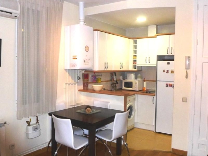 Apartamento en Centro de 2 Dormitorios #749 en Madrid