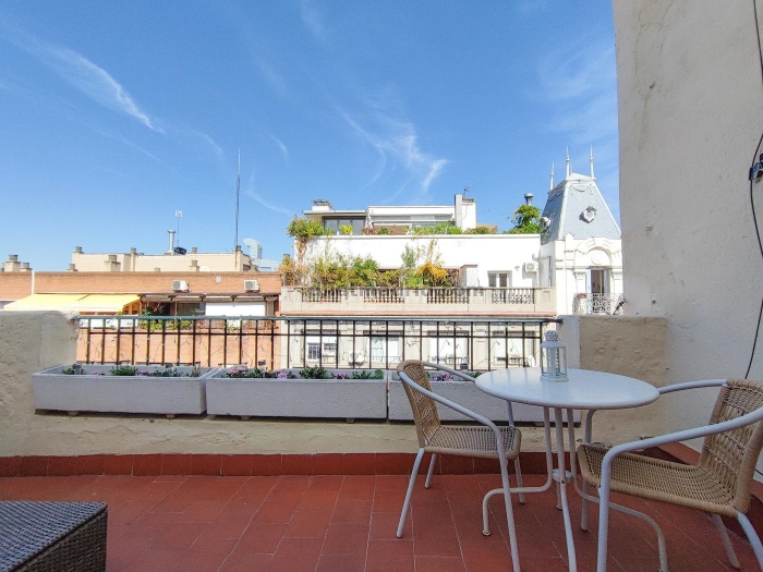 Ático en Barrio de Salamanca de 2 Dormitorios con terraza #762 en Madrid