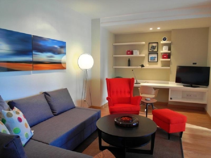 Apartamento Amplio en Chamartin de 2 Dormitorios #919 en Madrid