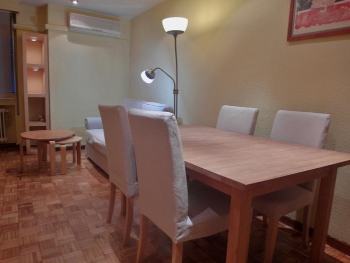 Apartamento Céntrico en Chamberi de 1 Dormitorio #1104 en Madrid