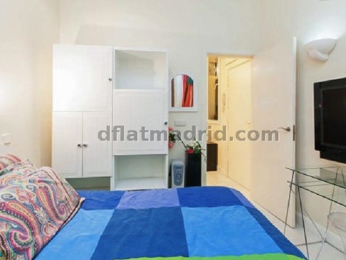 Apartamento Tranquilo en Centro de 1 Dormitorio #1112 en Madrid