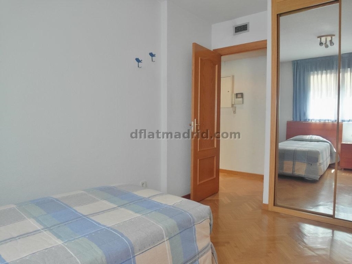 Spacious Apartment in Centro of 3 Bedrooms #1189 in Madrid