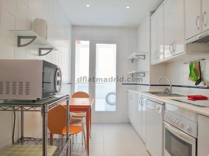 Spacious Apartment in Centro of 3 Bedrooms #1189 in Madrid