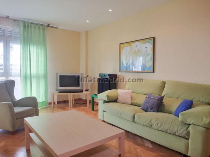 Spacious Apartment in Centro of 3 Bedrooms #1189 in Madrid