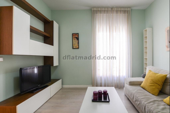 Apartamento en Tetuan de 2 Dormitorios con terraza #1209 en Madrid
