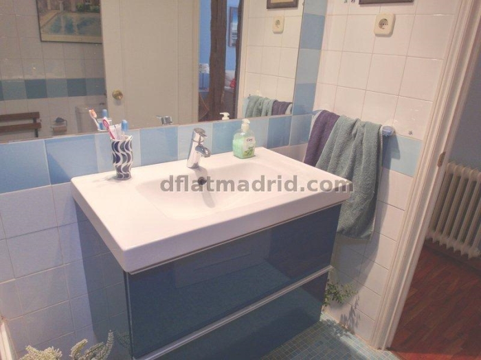 Apartamento Amplio en Centro de 2 Dormitorios #1409 en Madrid