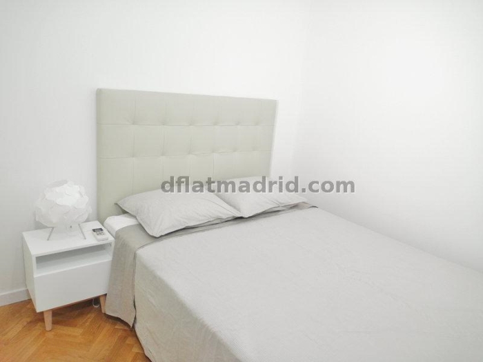 Apartamento Luminoso en Centro de 2 Dormitorios #1656 en Madrid