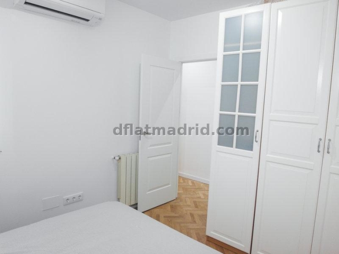 Apartamento Luminoso en Centro de 2 Dormitorios #1656 en Madrid