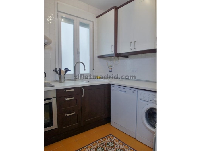 Apartamento Luminoso en Centro de 2 Dormitorios #1656 en Madrid