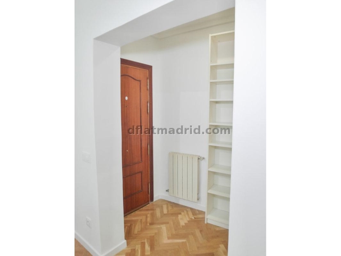 Apartamento Luminoso en Centro de 2 Dormitorios #1656 en Madrid