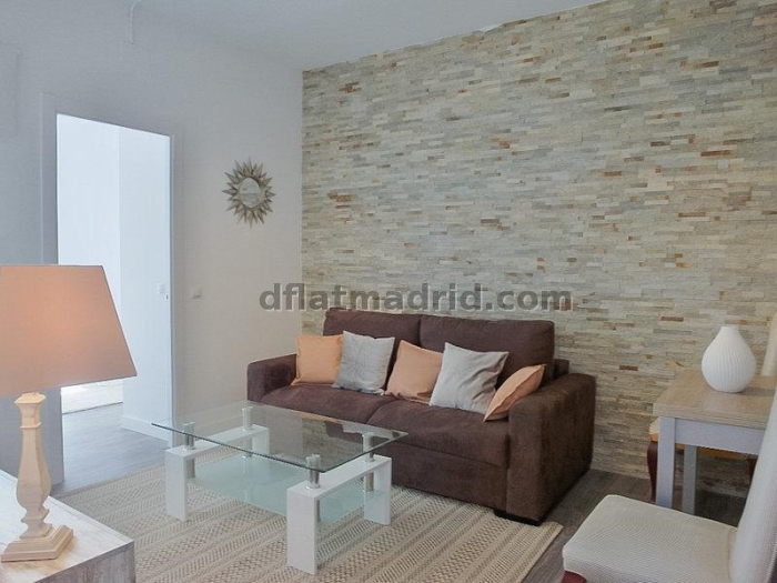 Apartamento Tranquilo en Tetuan de 2 Dormitorios #1754 en Madrid