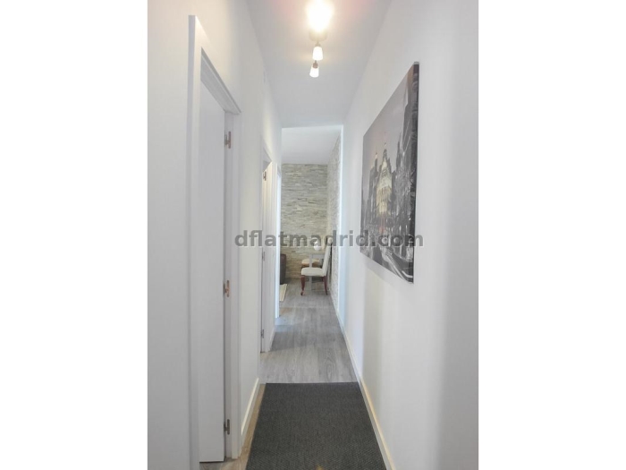 Apartamento Tranquilo en Tetuan de 2 Dormitorios #1754 en Madrid