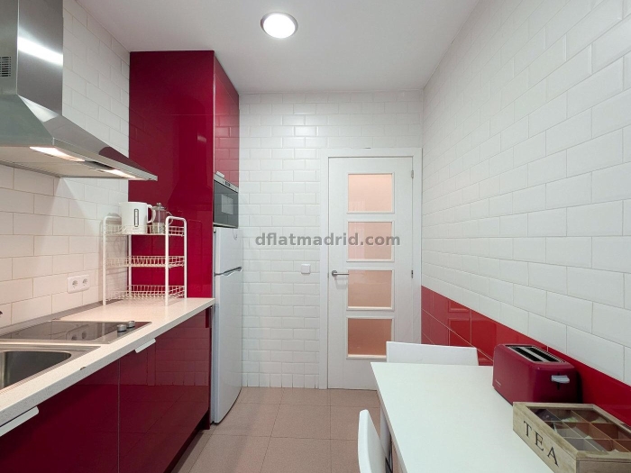 Apartamento Luminoso en Centro de 1 Dormitorio #1758 en Madrid