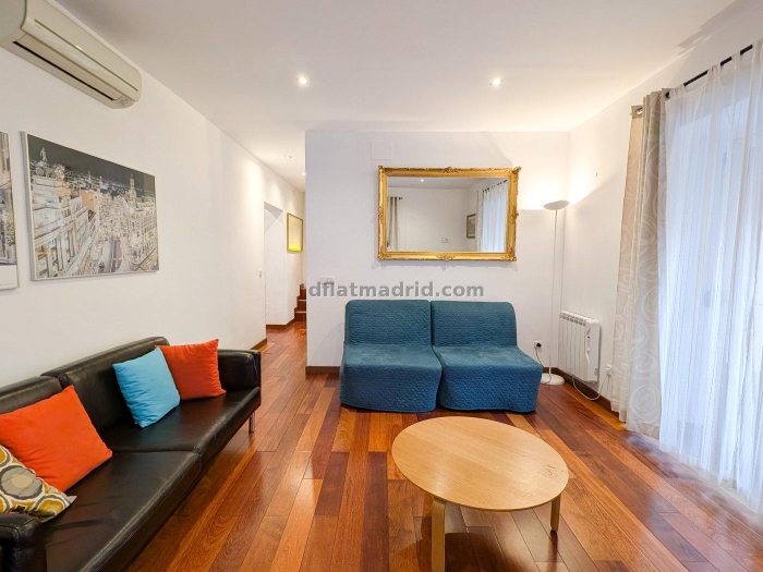 Apartamento Luminoso en Centro de 1 Dormitorio #1758 en Madrid