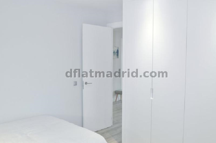 Apartamento Luminoso en Centro de 2 Dormitorios #1763 en Madrid
