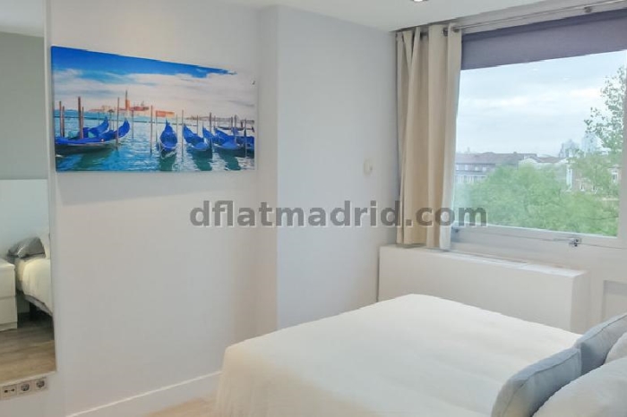 Apartamento Luminoso en Centro de 2 Dormitorios #1763 en Madrid