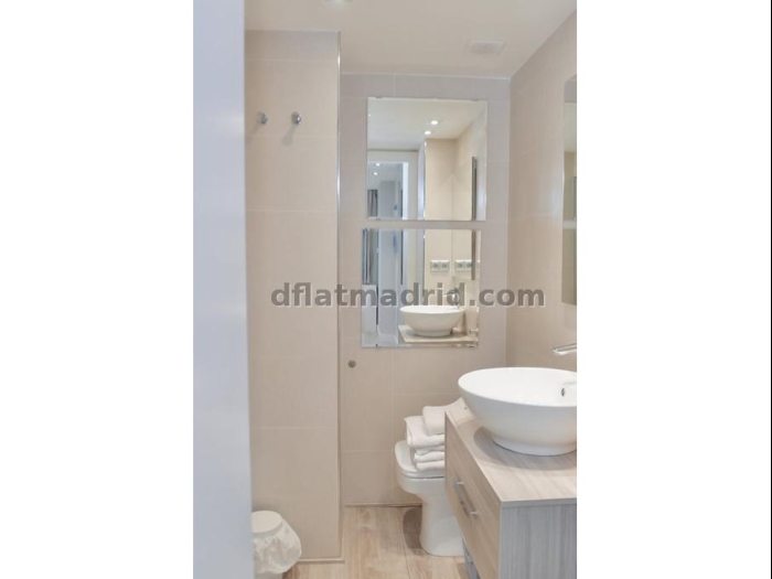 Bright Apartment in Centro of 2 Bedrooms #1763 in Madrid