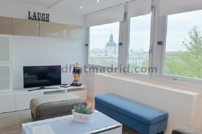 Bright Apartment in Centro of 2 Bedrooms #1763 in Madrid