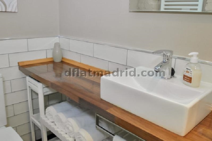 Apartamento Acogedor en Tetuan de 1 Dormitorio #1776 en Madrid